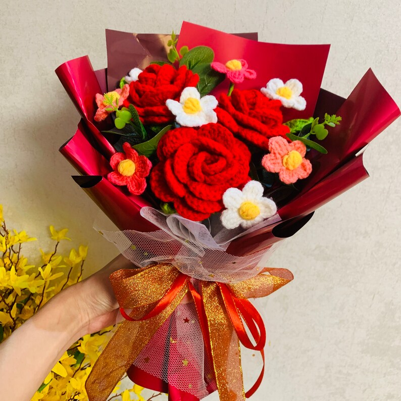 Crochet flowers bouquet handmade red rose flower ornaments cute A bunch of flower Anniversary bouquet Gift for her