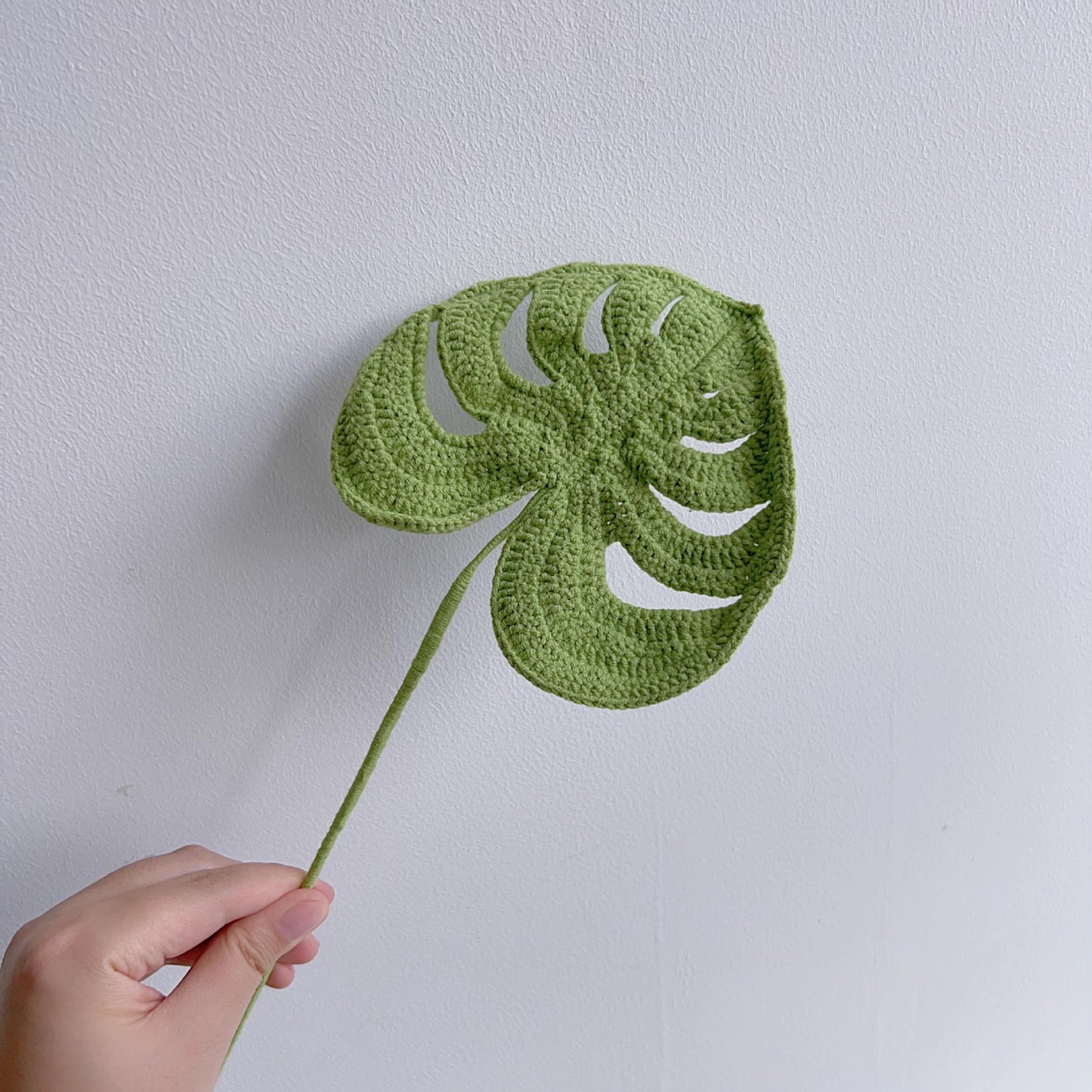 Hand-crocheted Multicolored Leaves, Ideal for DIY Bouquet Creations