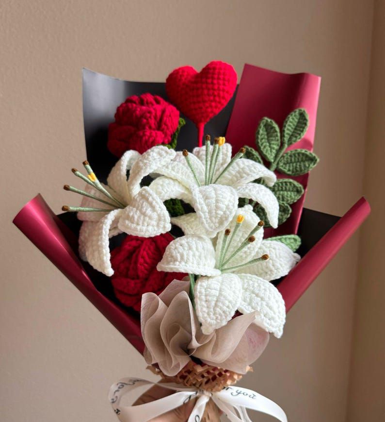 Hand-crocheted Flower Bouquet Handmade Rose Lily Bouquet A Timeless Gift