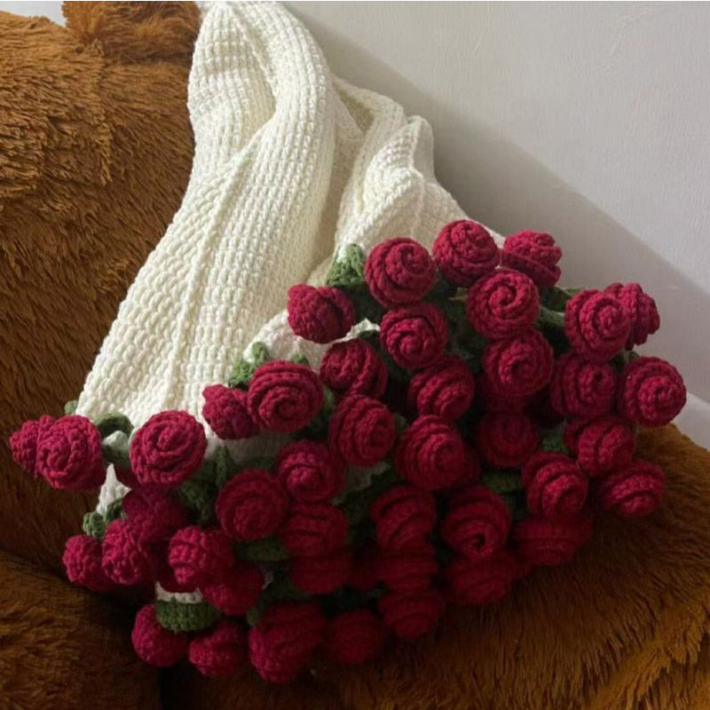 Round Romantic Hand-crocheted Rose Flower Blanket