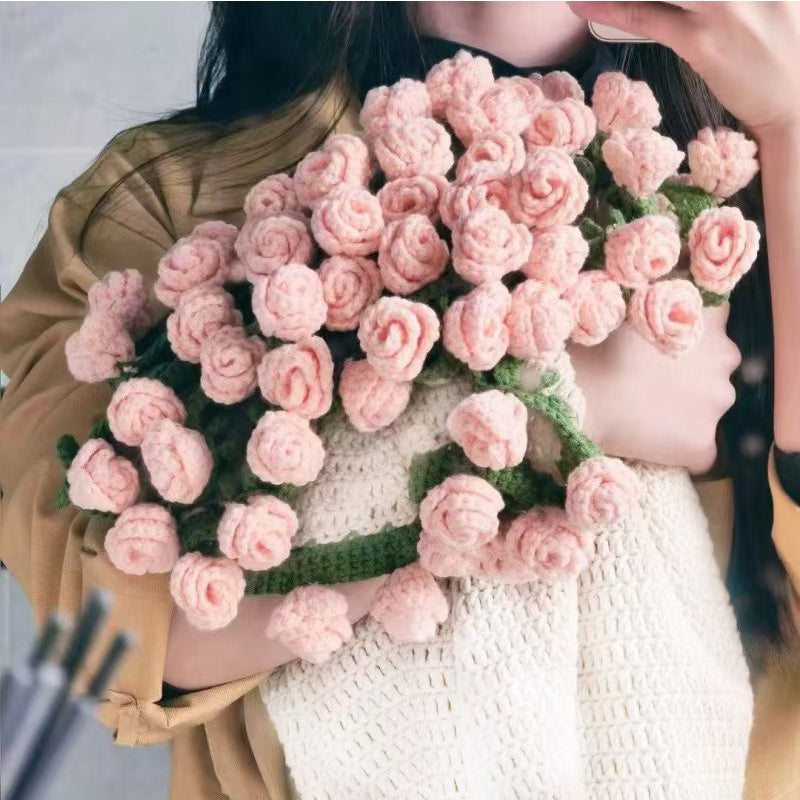 Round Romantic Hand-crocheted Rose Flower Blanket